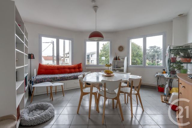 Appartement F3 à vendre - 3 pièces - 63.32 m2 - CHAMPIGNY SUR MARNE - 94 - ILE-DE-FRANCE - Century 21 Immobilière De Coeuilly